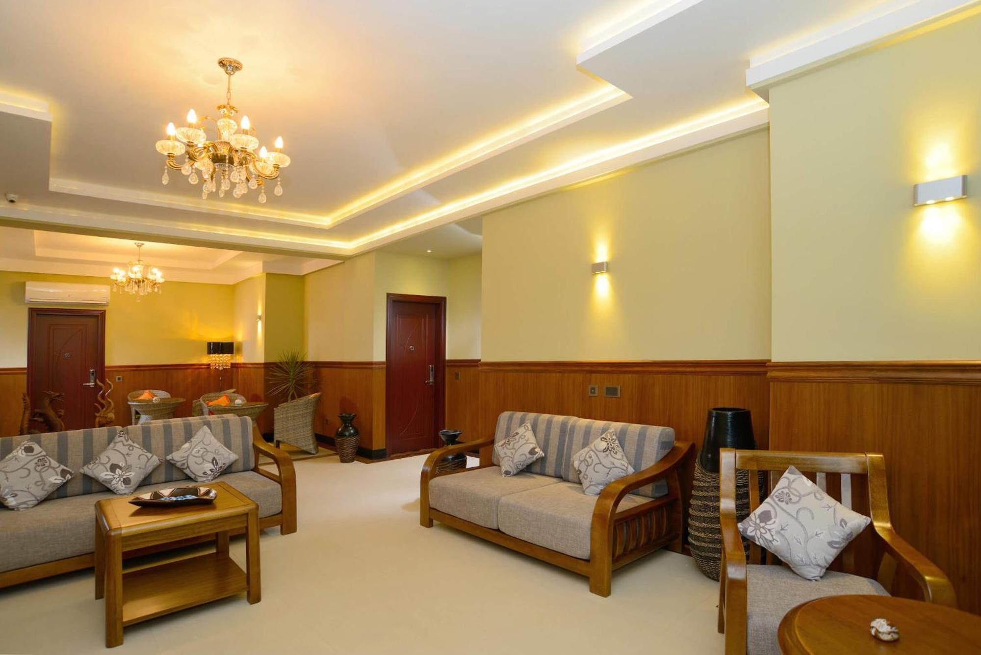 Fuvahmulah Central Hotel Экстерьер фото