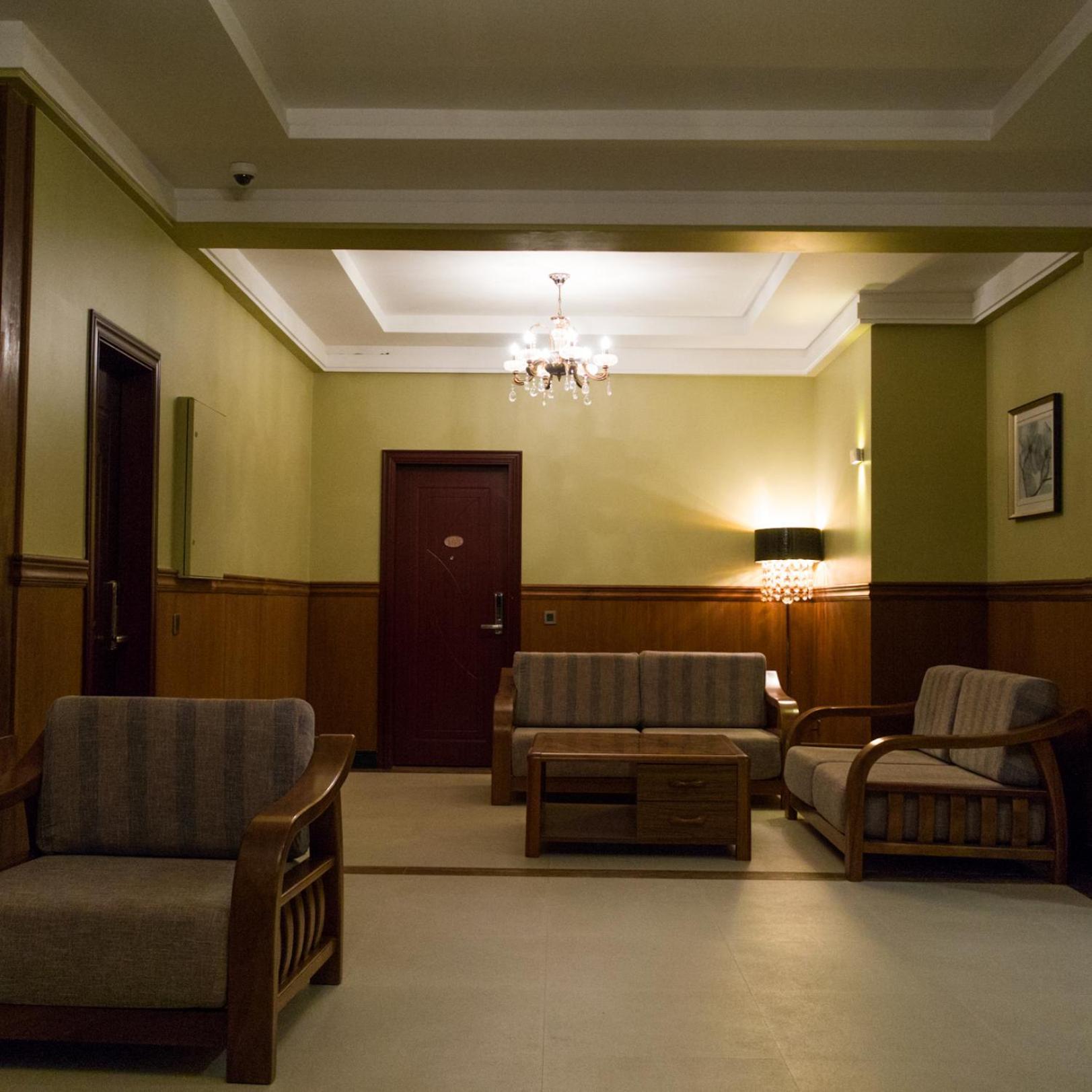 Fuvahmulah Central Hotel Экстерьер фото